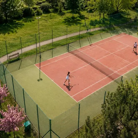 Baltica Towers Seaside With Gym, Tennis & Sauna By Lion